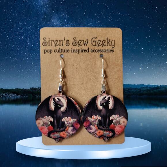 Floral Toothless How to Train Your Dragon Earrings - Picture 1 of 3
